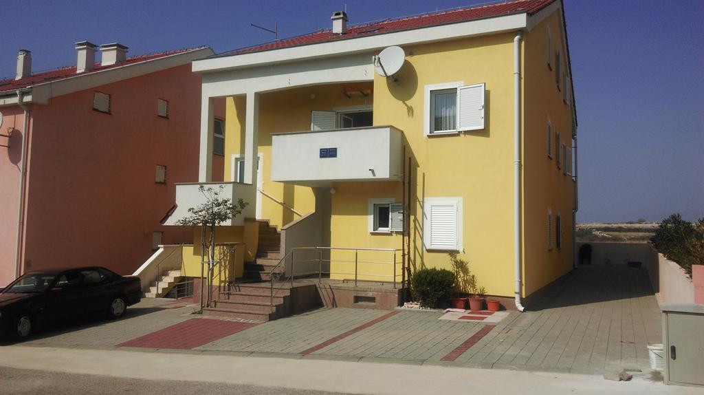 Apartments Iva Povljana Cameră foto